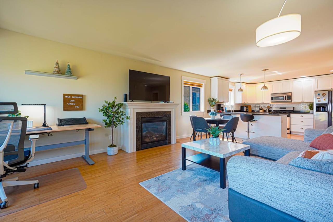 Stylish North Seattle Townhouse- Dual Master Suites Zewnętrze zdjęcie